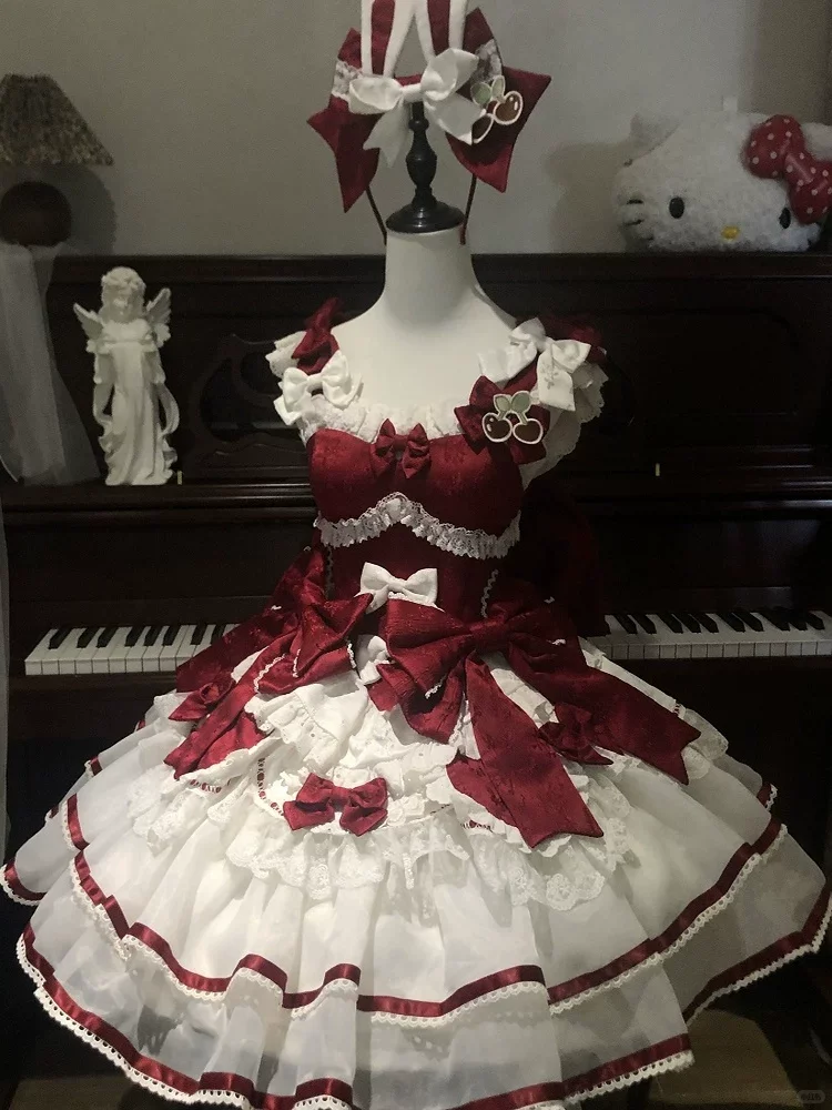 我先入坑了小众 Lolita
