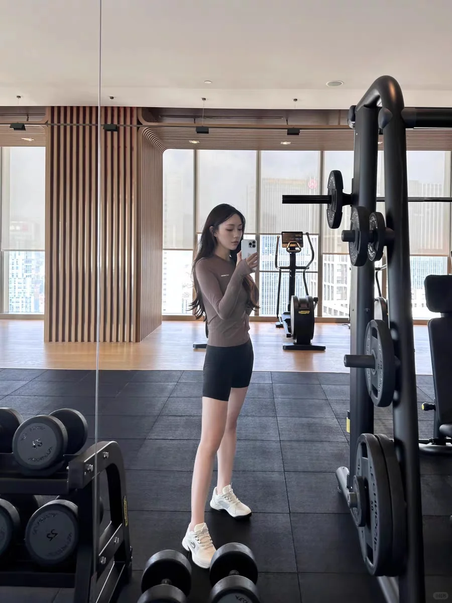打工人速冲!39块长袖瑜伽服,下班直接健身房
