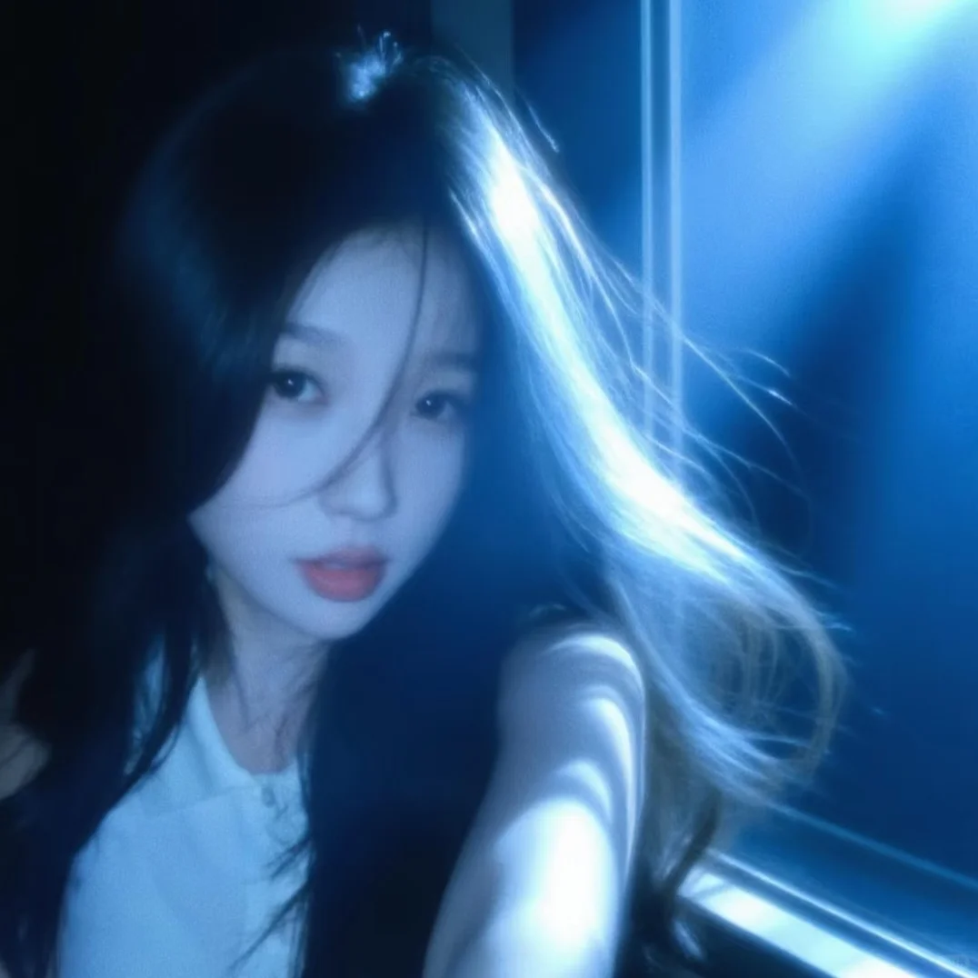 她怎么这么好看啊!!!。