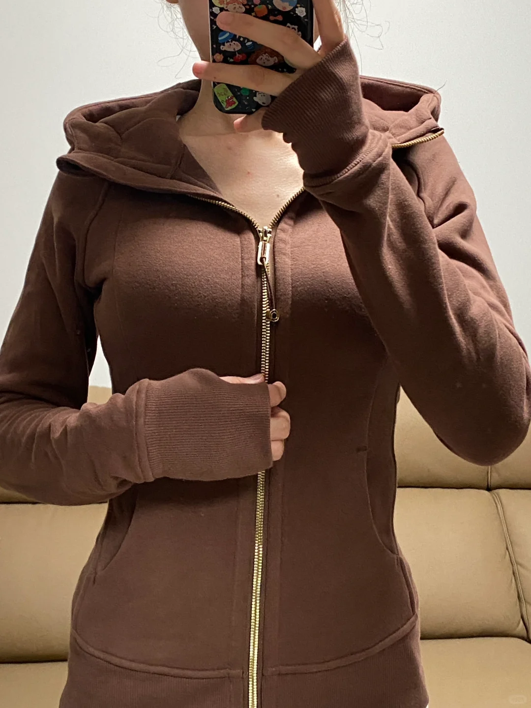 咖色瑜伽服、好显白