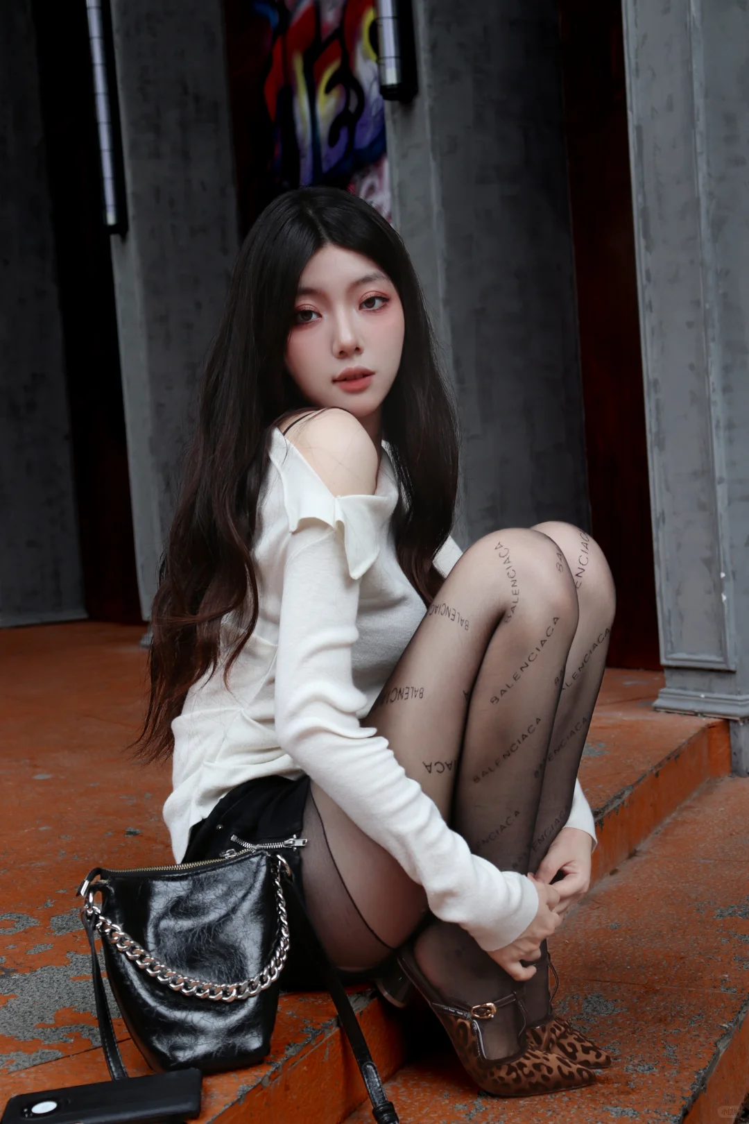 在路遥马急的人间真的有人把爱藏了许多年