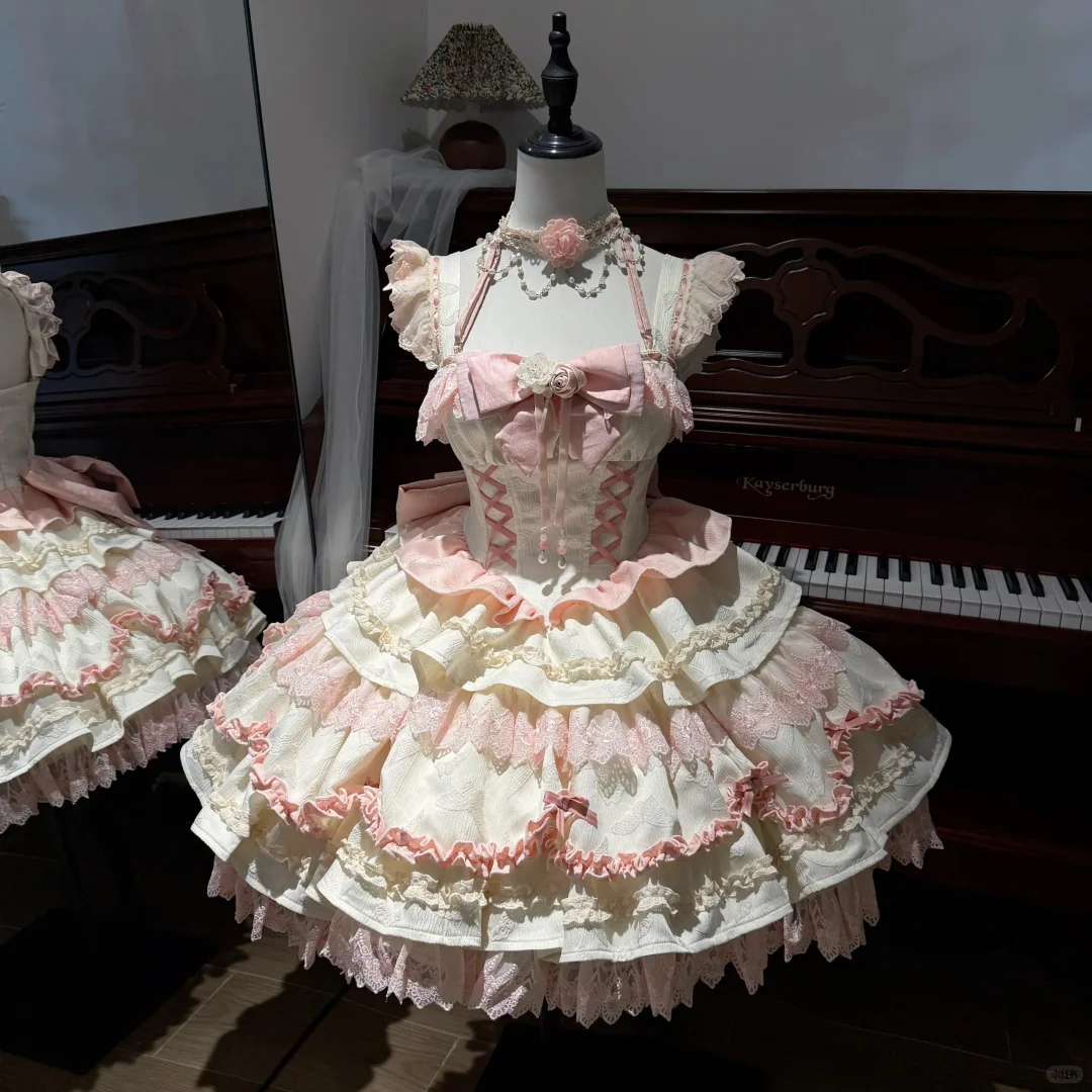我先入坑了小众 Lolita