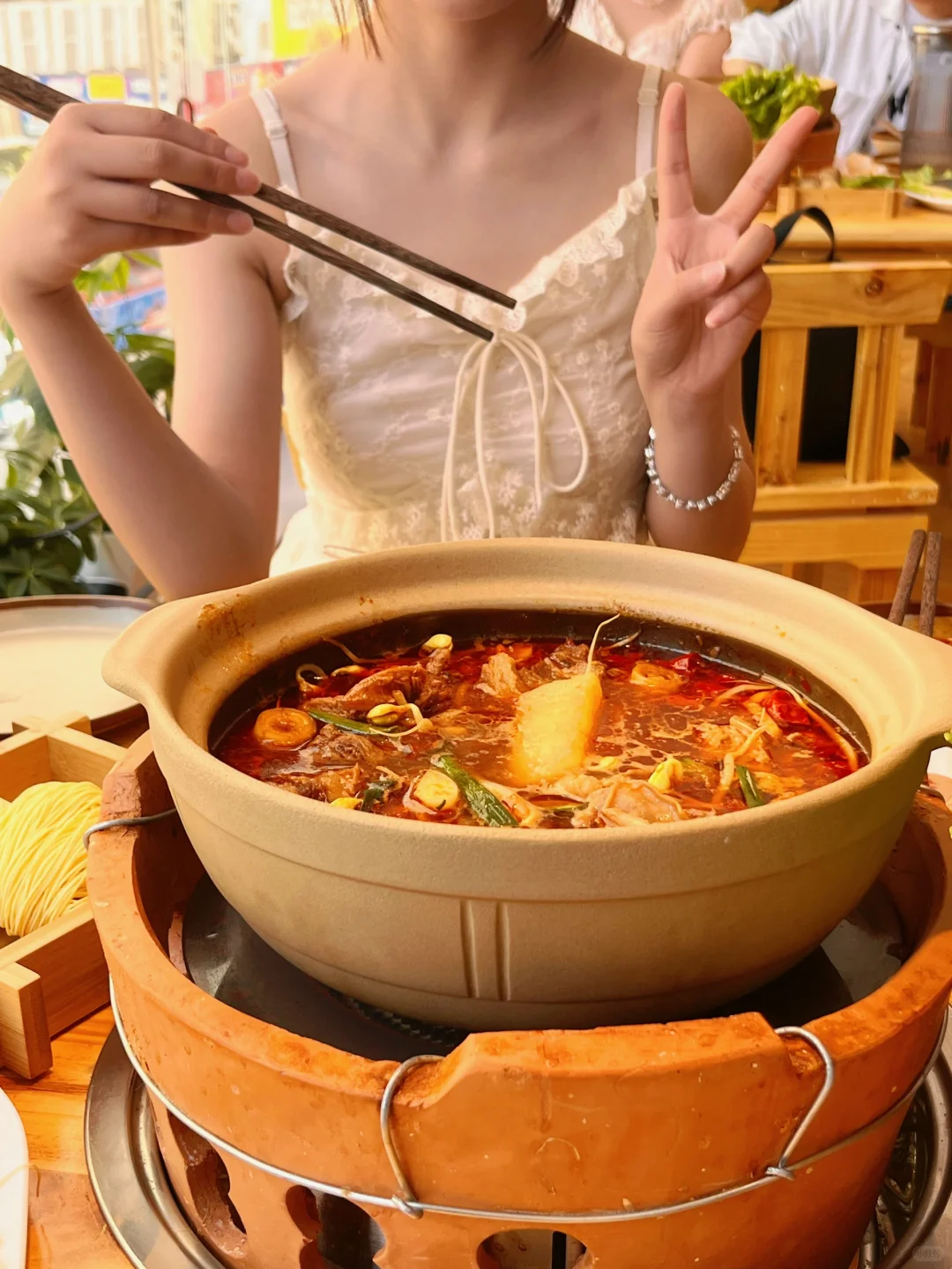 爱就是一起吃很多很多顿饭~👫