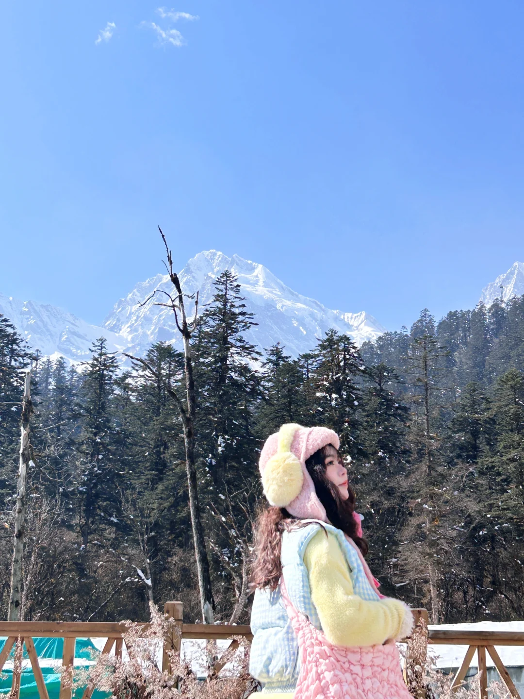 微胖穿搭|雪山秋冬旅游搭配
