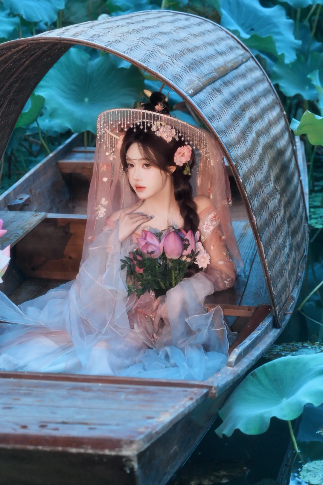 江南美人竟然是男孩纸🪷