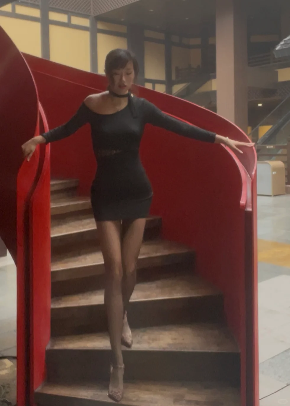 173/56健身女丝袜穿搭