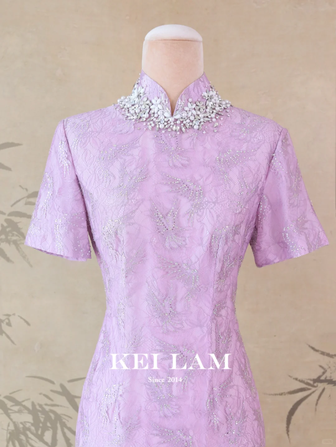 KEI LAM✖️闫妮|妩媚醉人粉紫旗袍亮相王牌💕