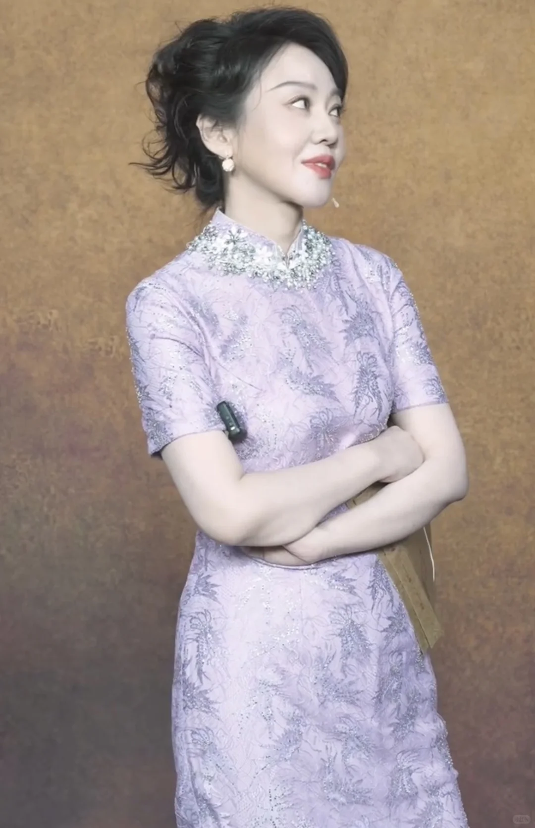 KEI LAM✖️闫妮|妩媚醉人粉紫旗袍亮相王牌💕