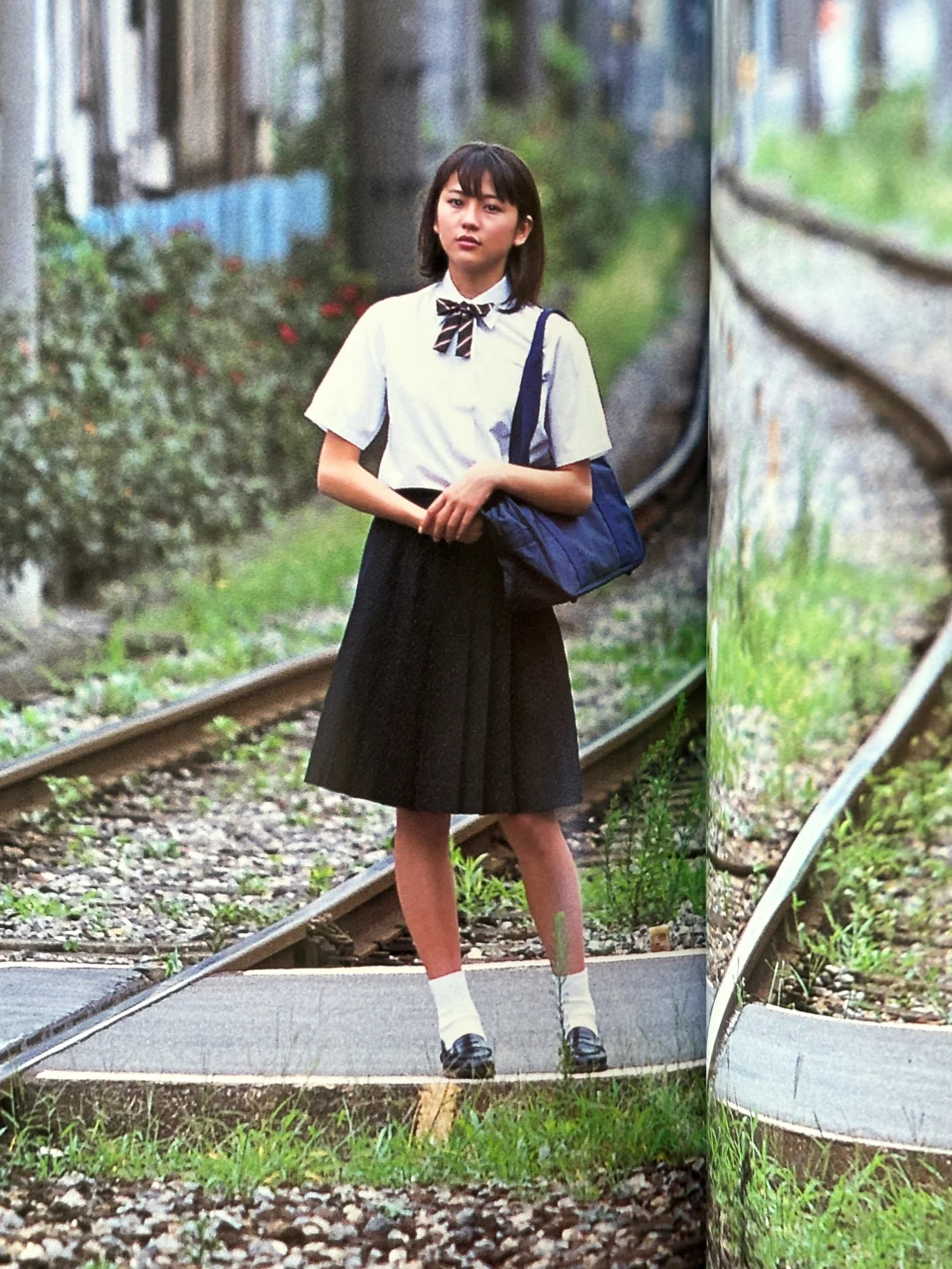 麻酱这组制服写真堪称📷范本!