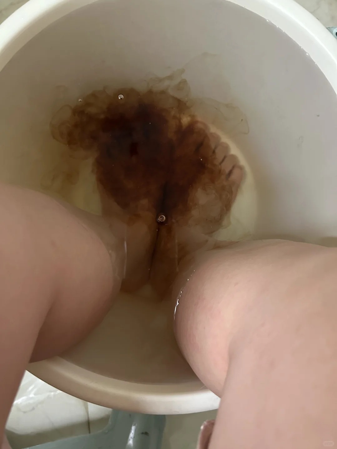 母乳哺乳期变大奶牛，奶多到吃不完