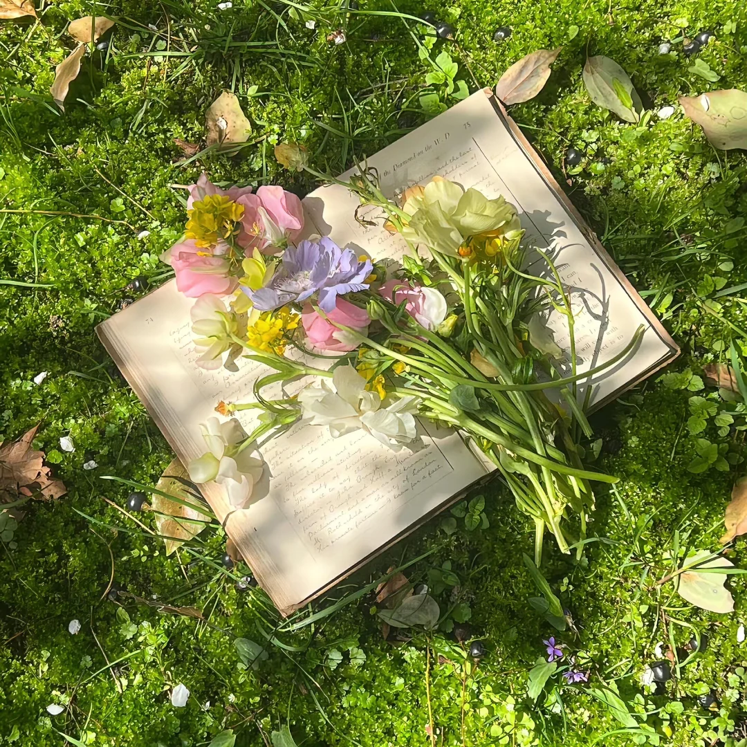 一组高级质感朋友圈背景图