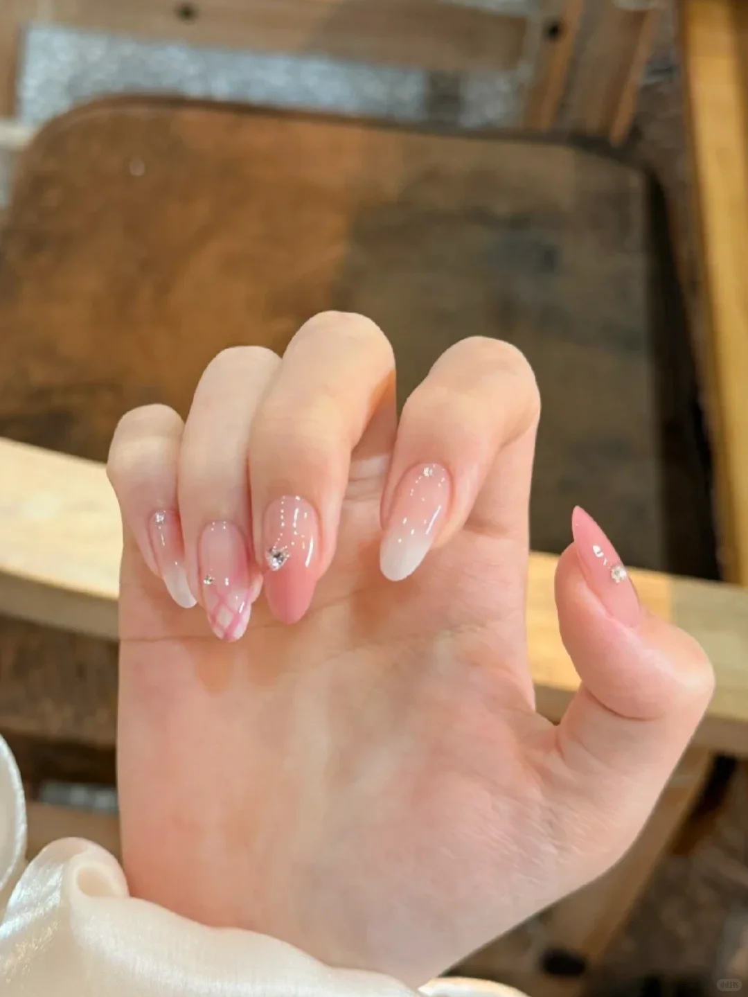 粉色水蜜桃合集丨超纯欲氛围感美甲