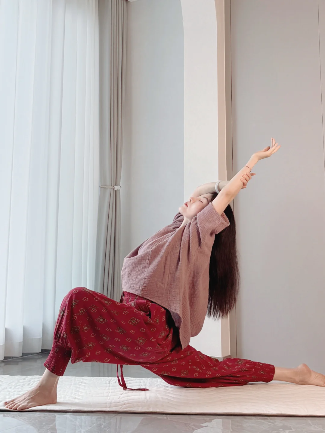 Yoga| 做个气血充盈的美女子
