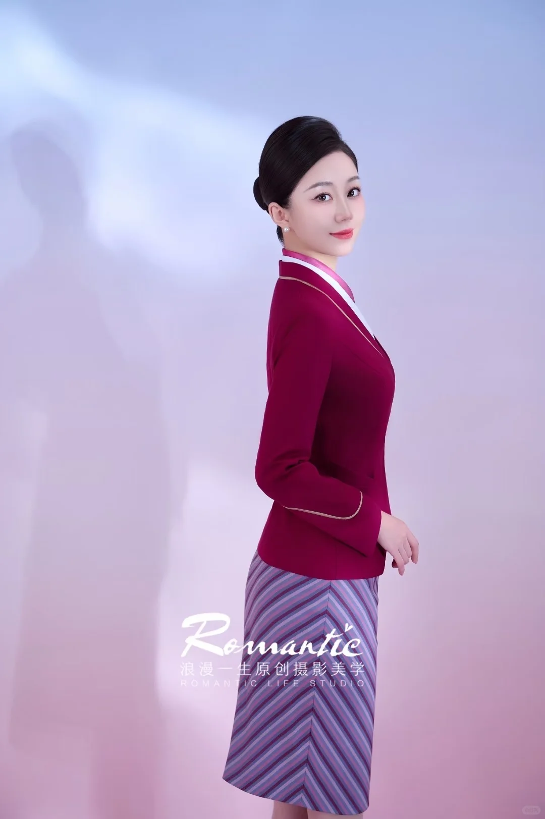 最近爆火的一组制服写真