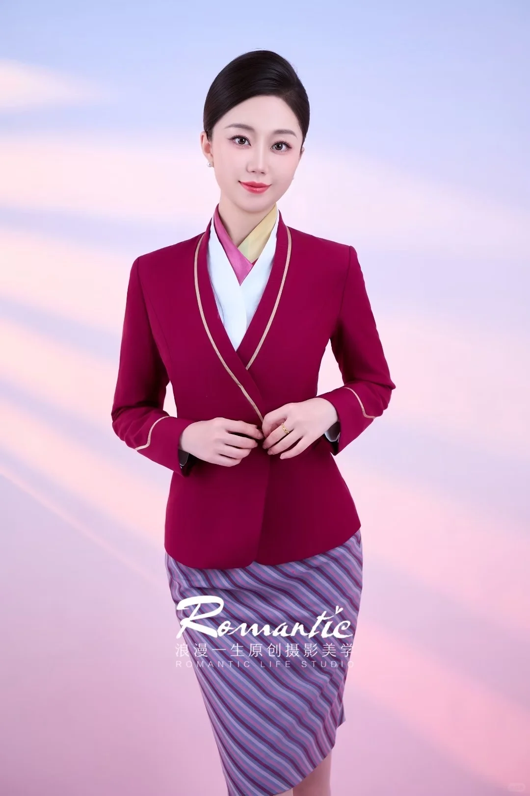 最近爆火的一组制服写真