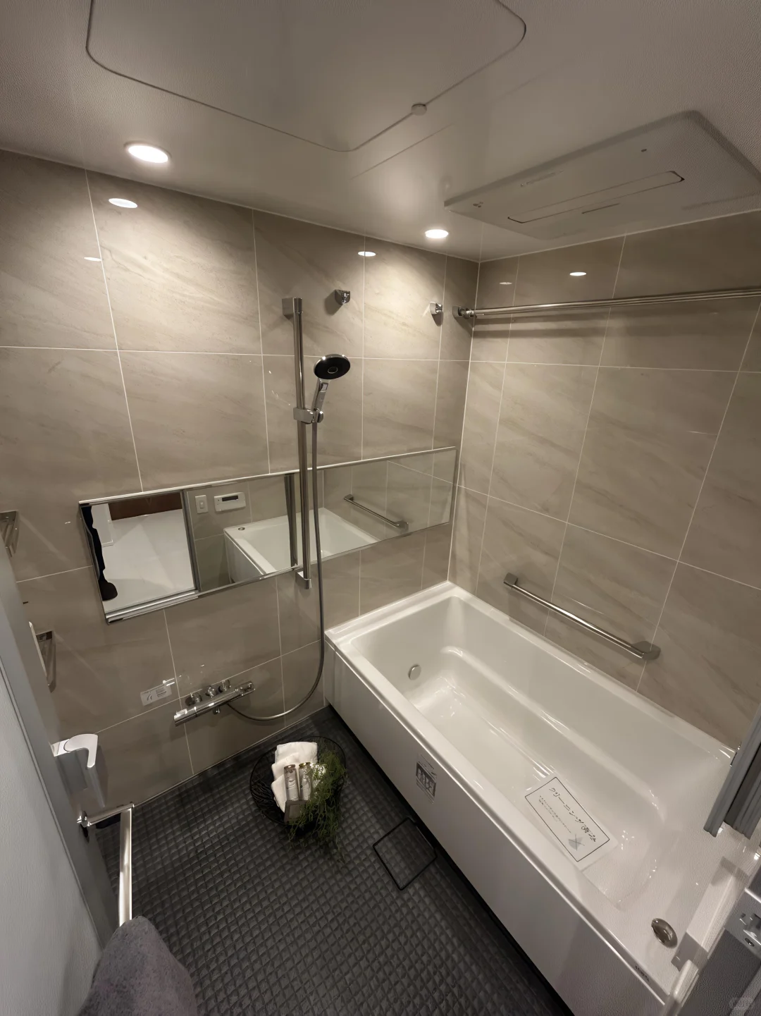 东京神乐坂高级公寓,80平2LDK,低管理费