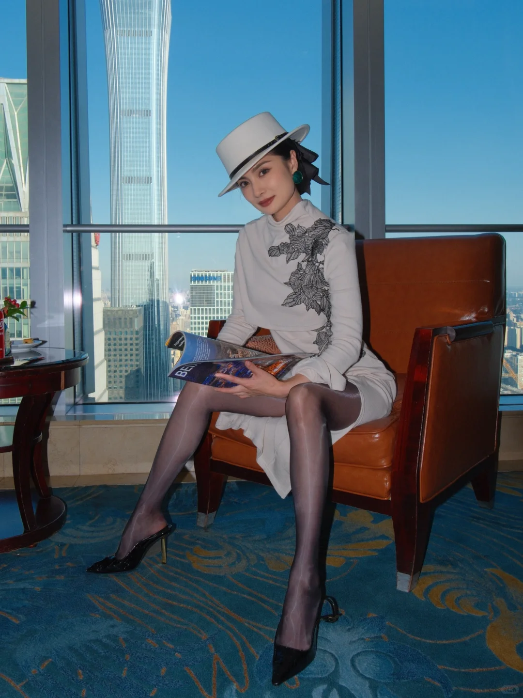 我宣布！这是今年最贵的丝袜！