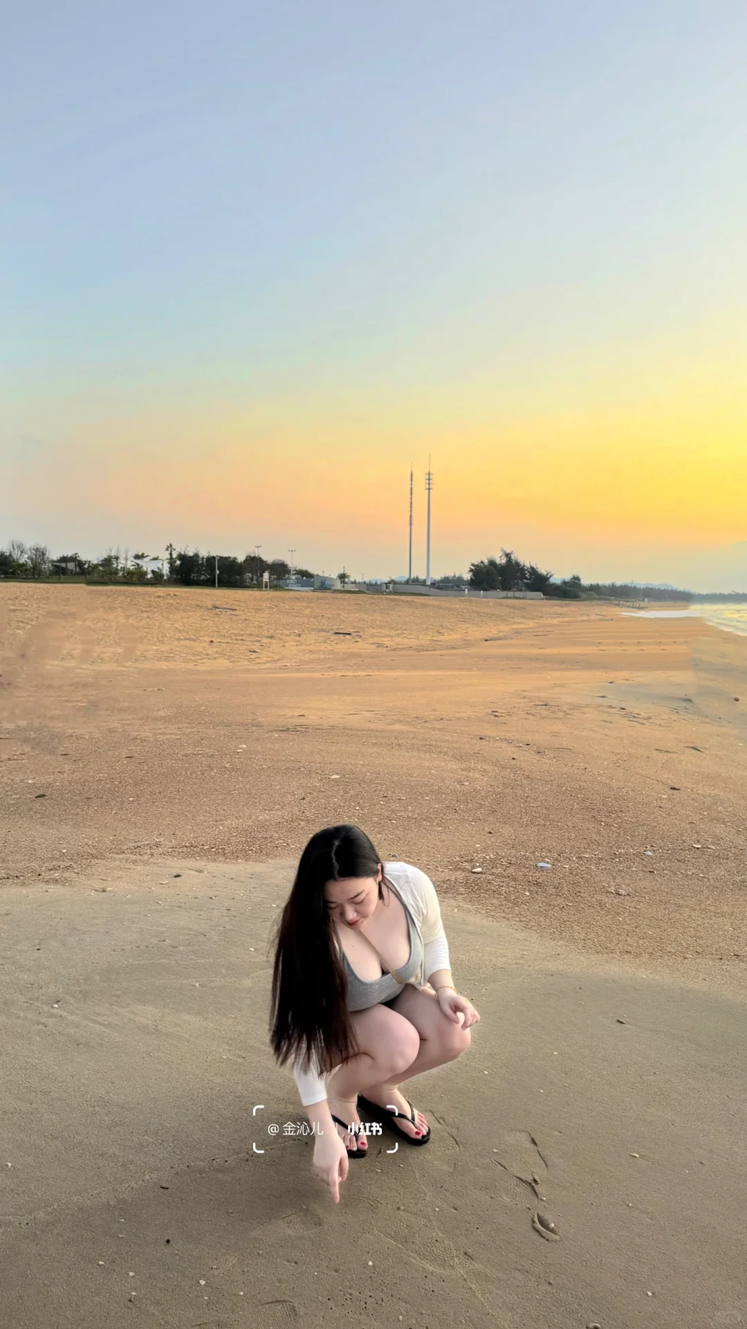 160/125 今天是海边穿搭日记~🌅