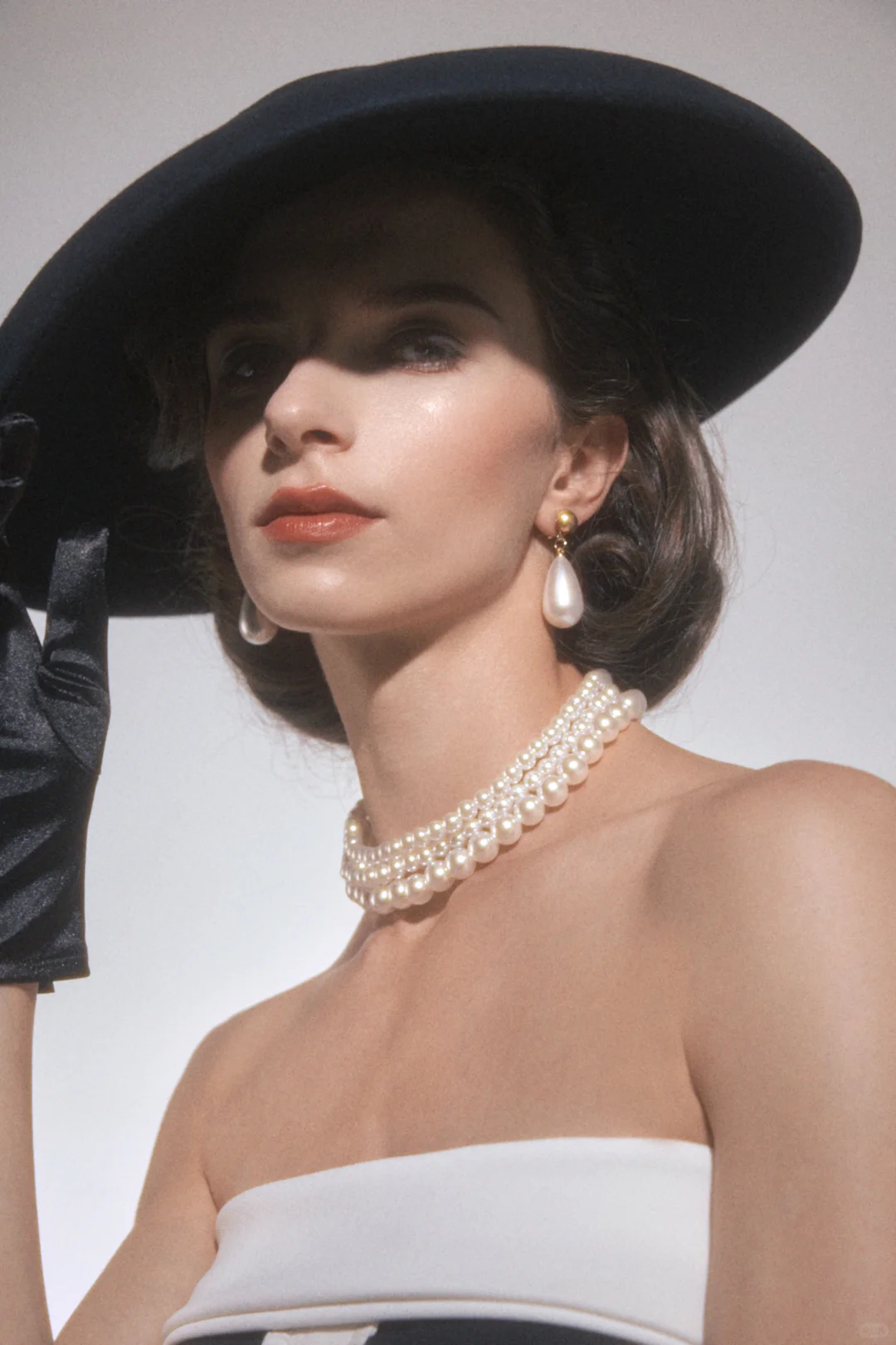 重回80s|永不过时的小黑裙