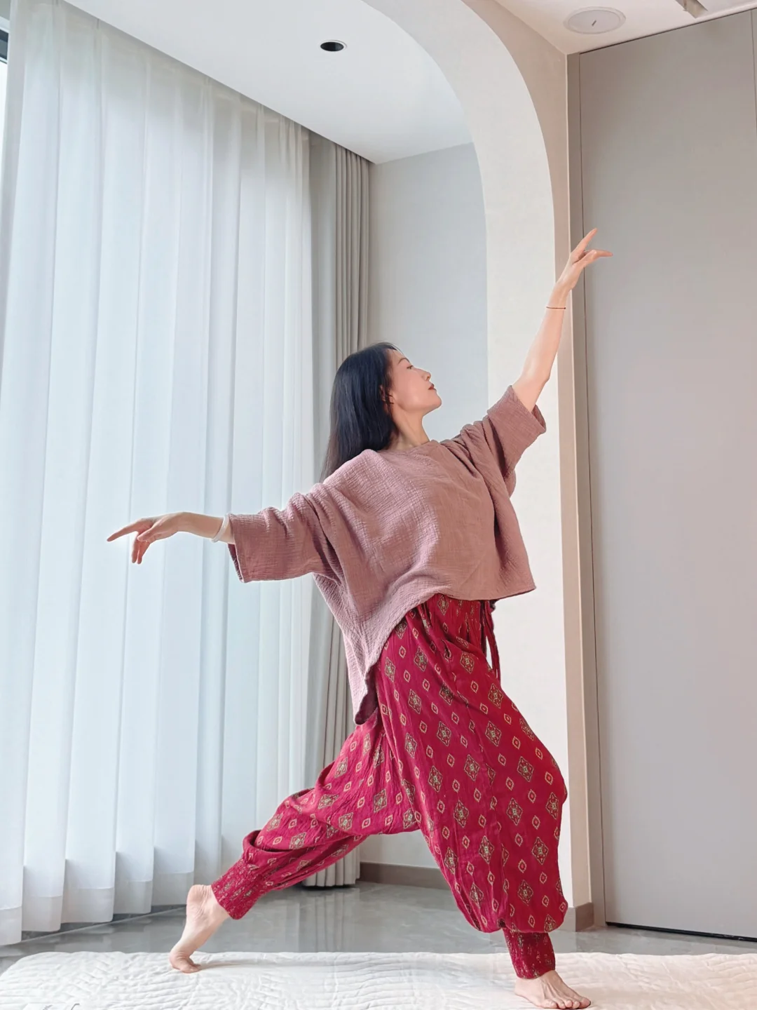 Yoga| 做个气血充盈的美女子