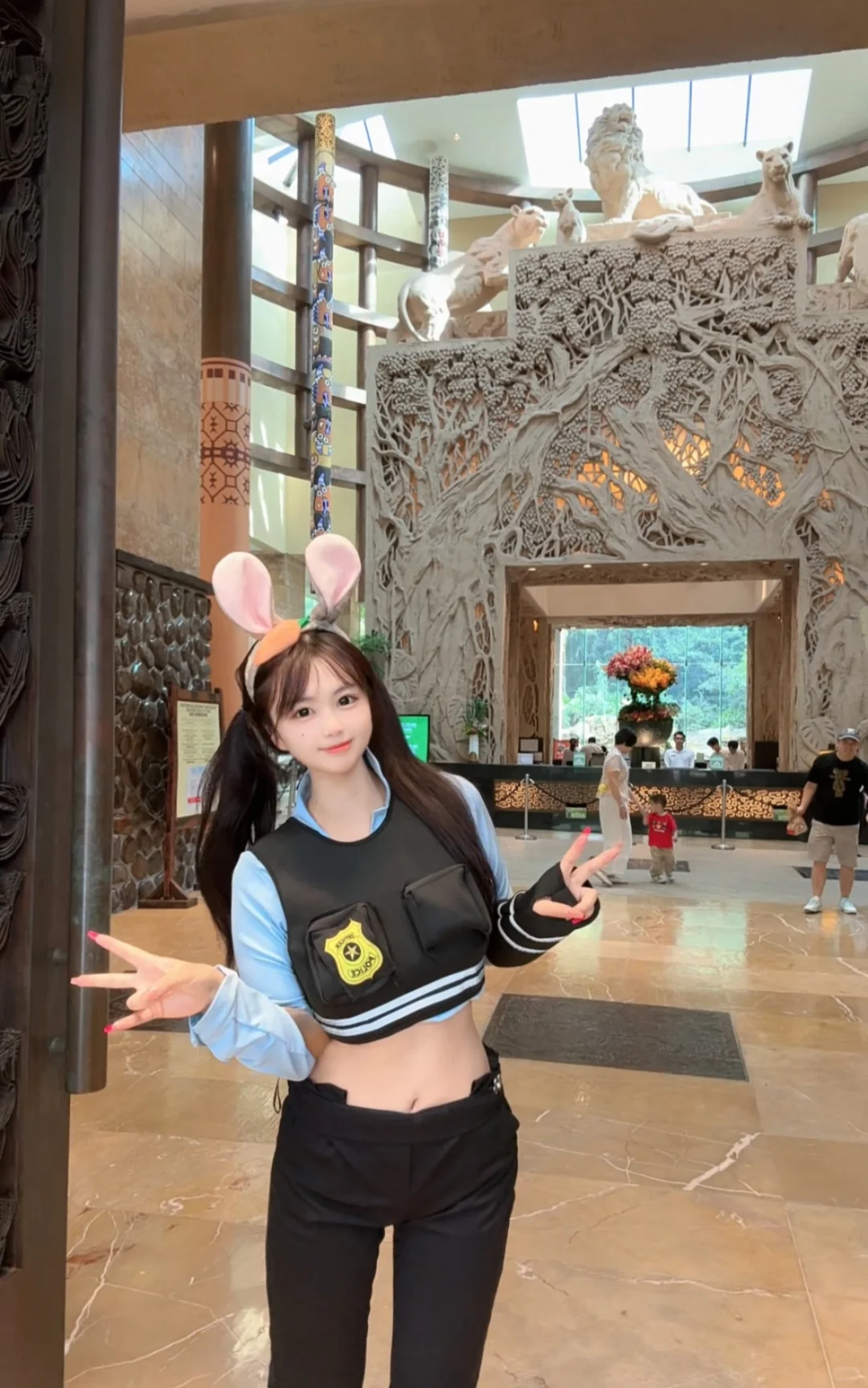 今天是兔子警官👮抓大坏蛋啦