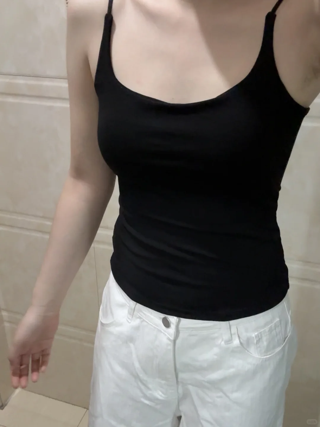 Vocal！！黑色显瘦麻了！！！