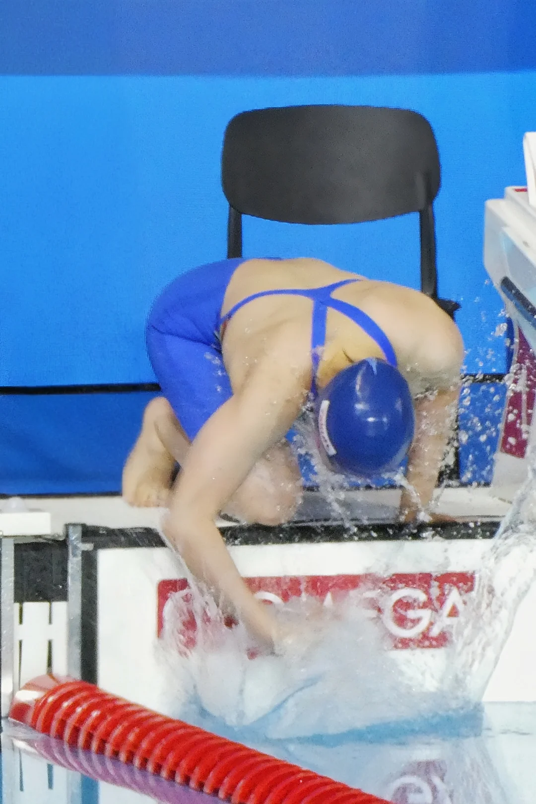 李冰洁 | 200-1500 女自任你行