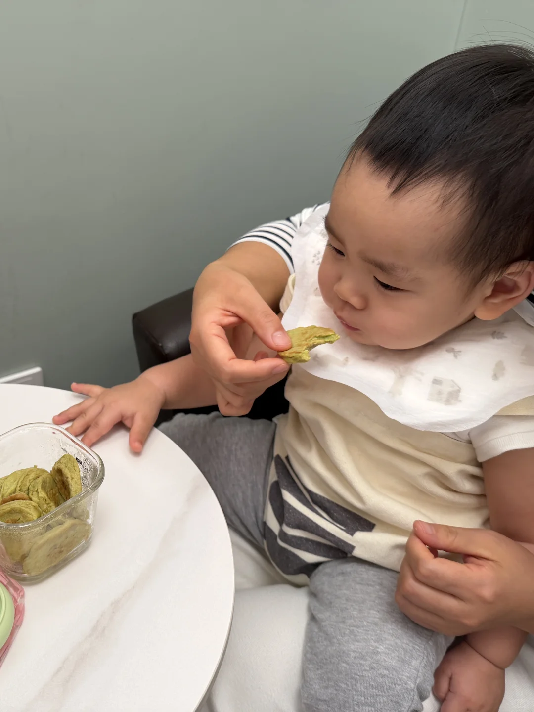 菠老板头发让爹剪cī了😑