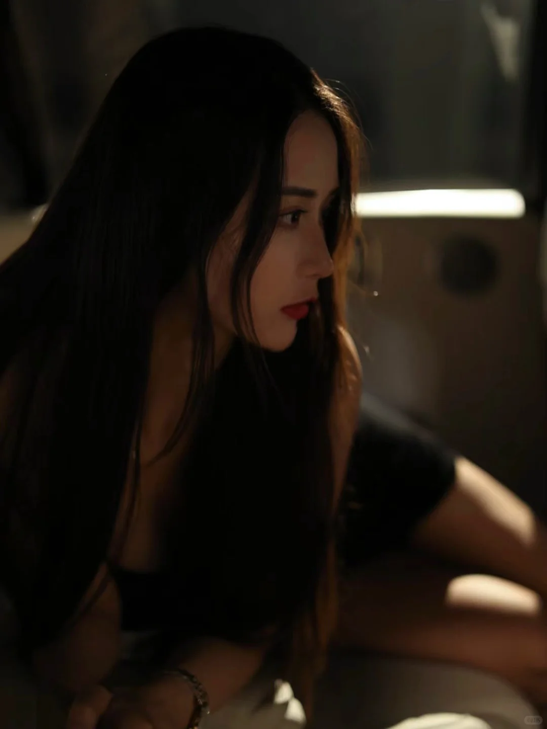 0成本|车内拍摄✨美神降临头像灵感pose16个