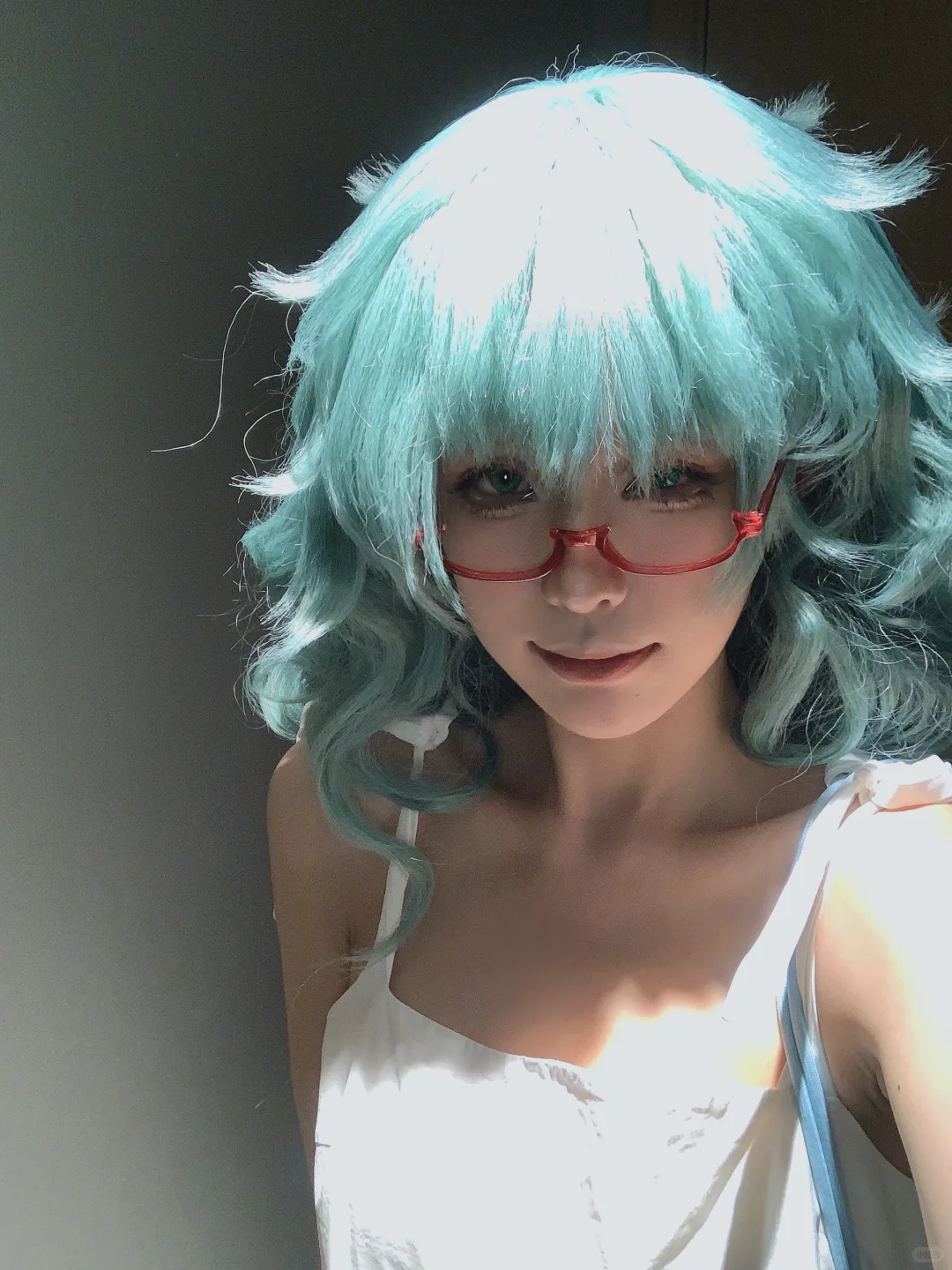 偷了利世的眼镜