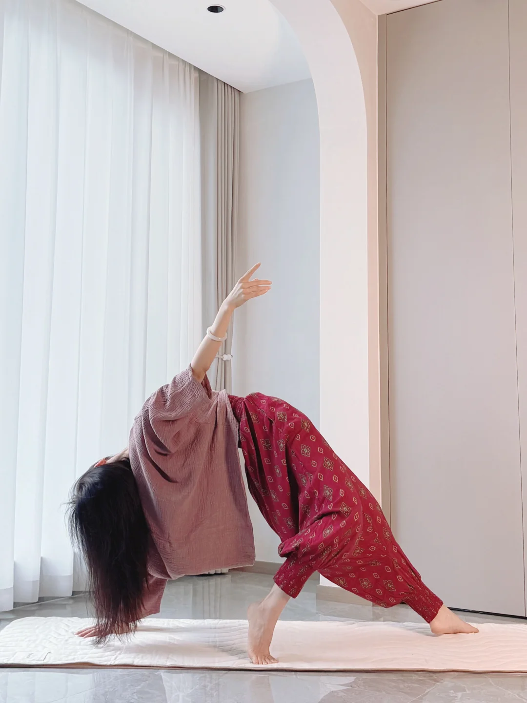 Yoga| 做个气血充盈的美女子