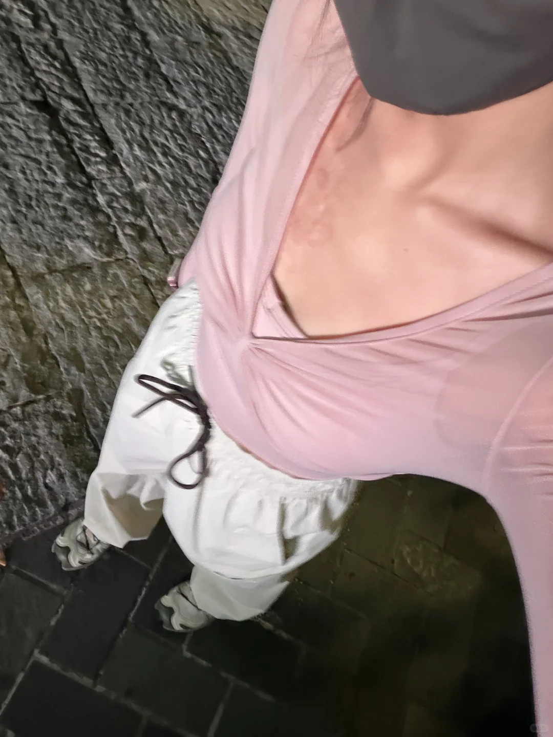 新买的瑜伽服 好显白的粉色