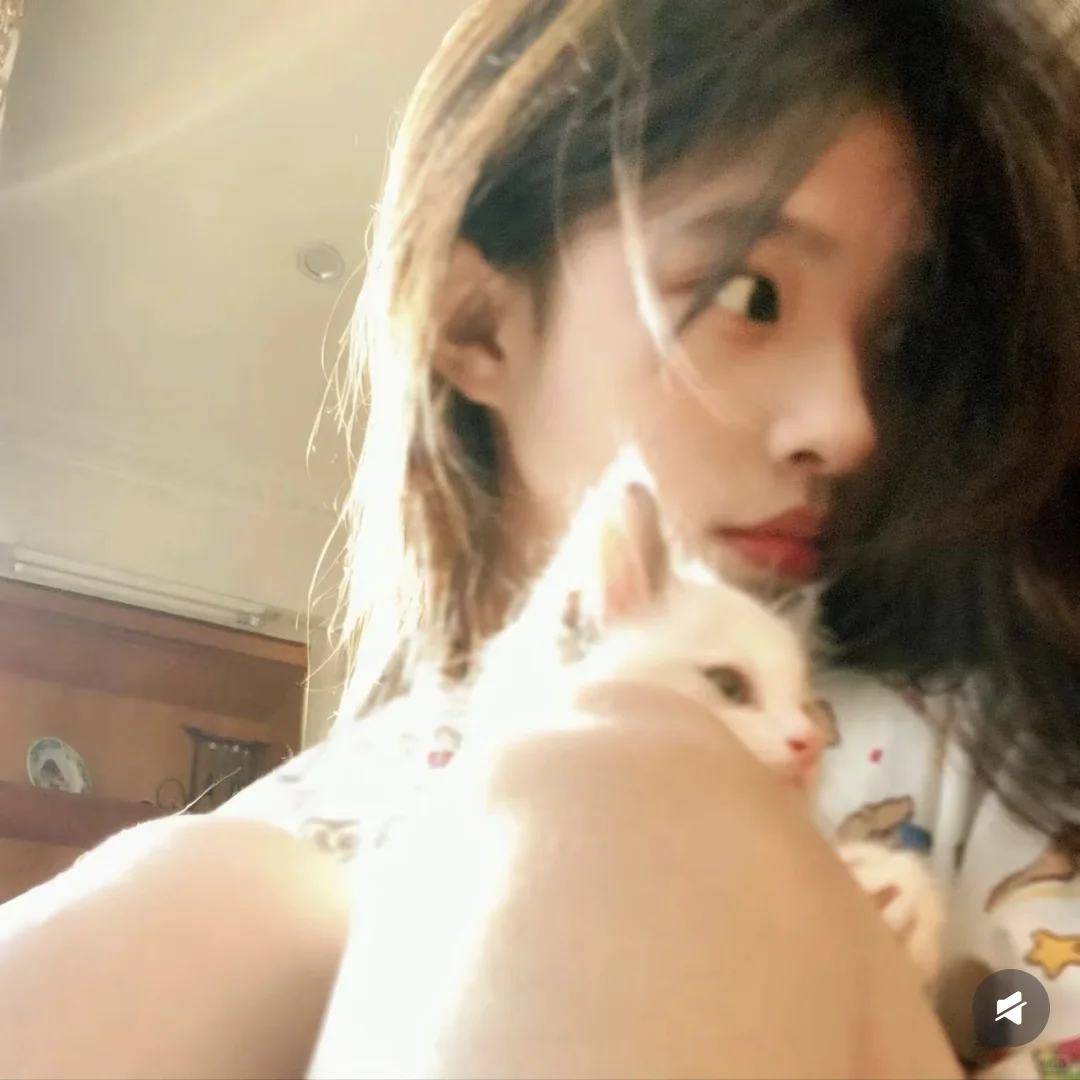 wechat头像|清冷感女生头像