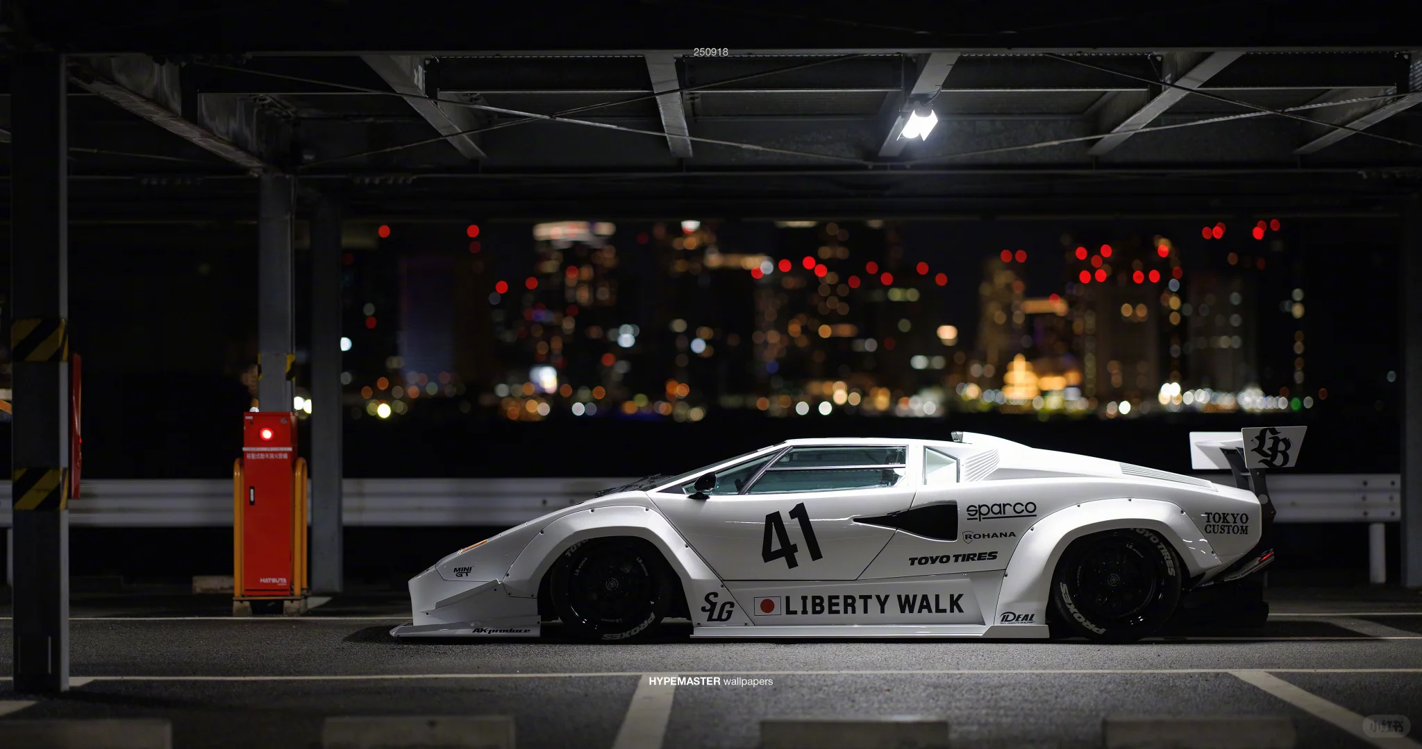 超帅跑车横屏iPad电脑壁纸