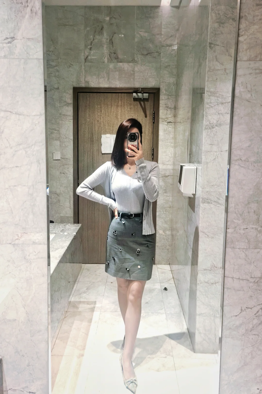 职场丽人一周穿搭🤍灰色系智性御姐范儿