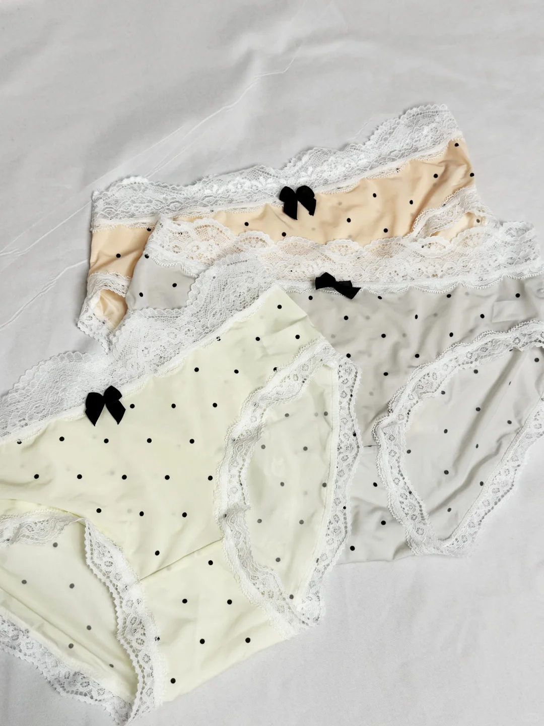 🖤|纯欲天花板!波点蕾.丝内内太勾人了