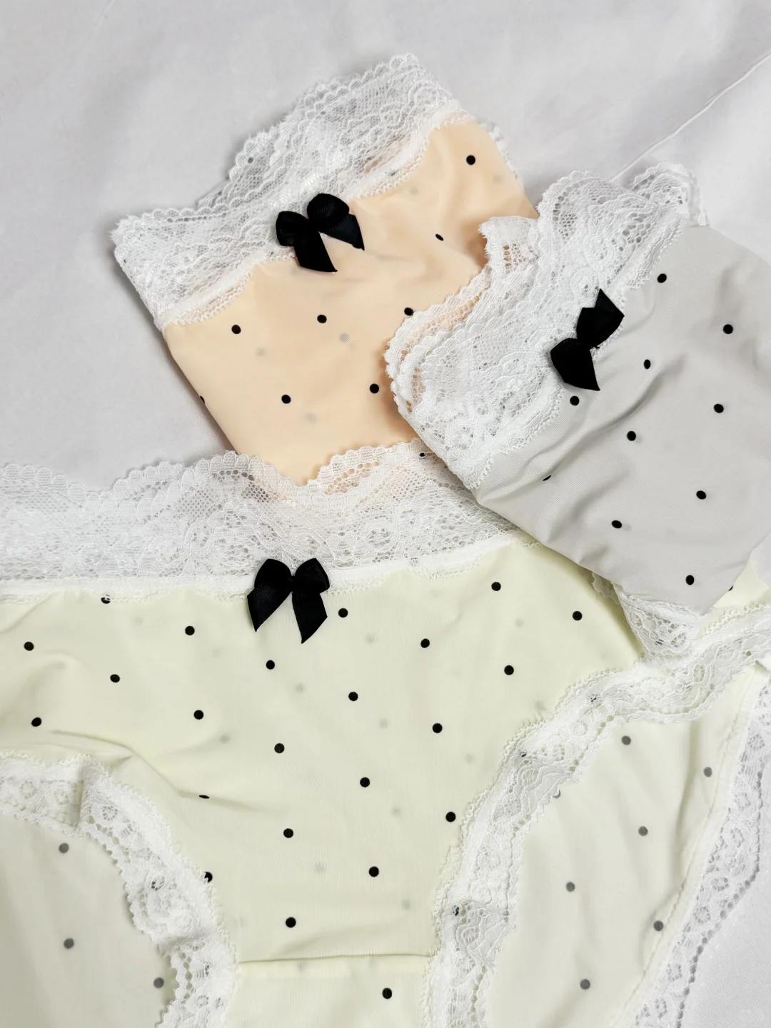 🖤|纯欲天花板!波点蕾.丝内内太勾人了