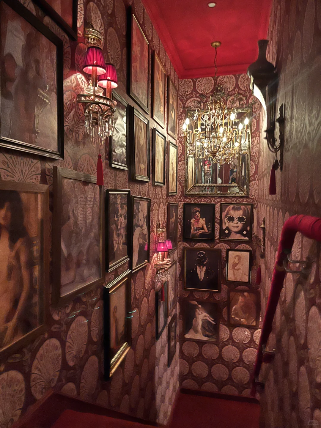 去CANDOR看演出，和帅哥演员贴身热舞💃🏻