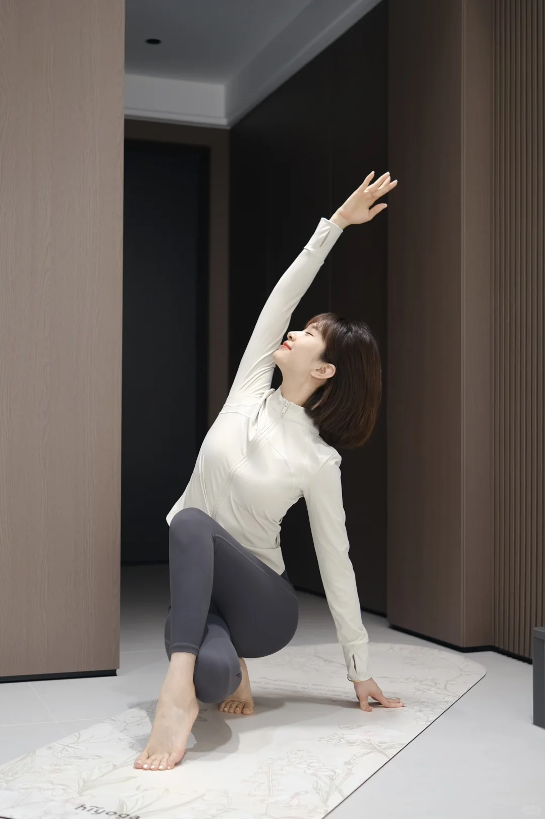 瑜伽日常|气色比容貌重要