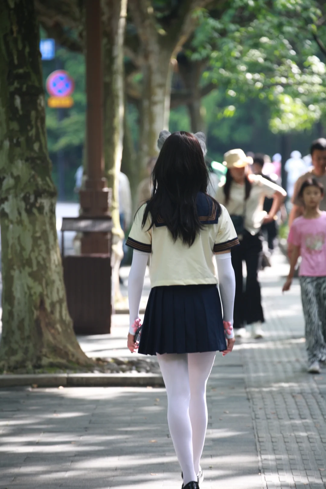漫步在夏日杭州街头