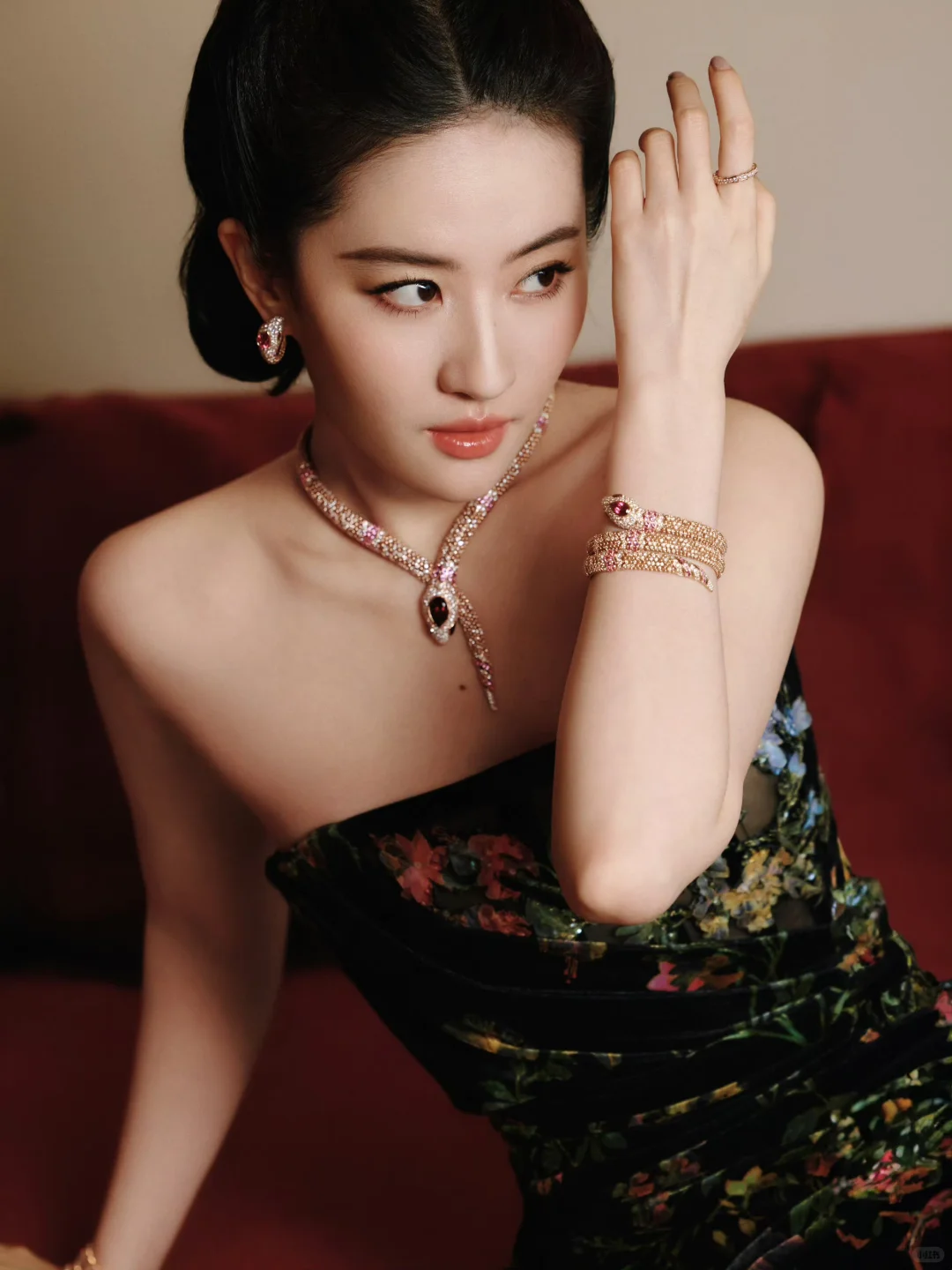 宝格丽灵蛇女王👸🏻驾到