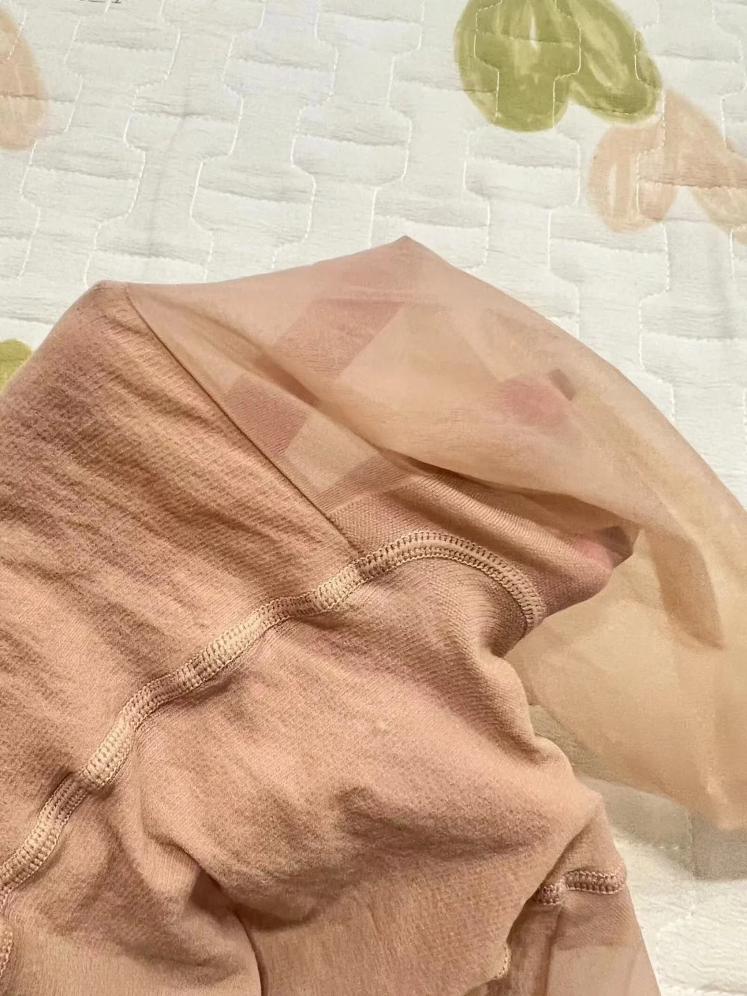 夏天穿肉丝真的yyds,瑕疵皮拜拜啦！！