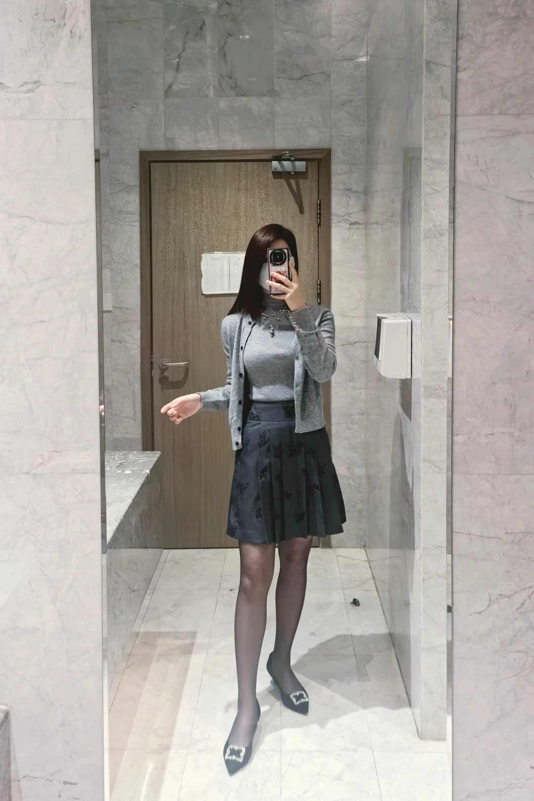 职场丽人一周穿搭🤍灰色系智性御姐范儿
