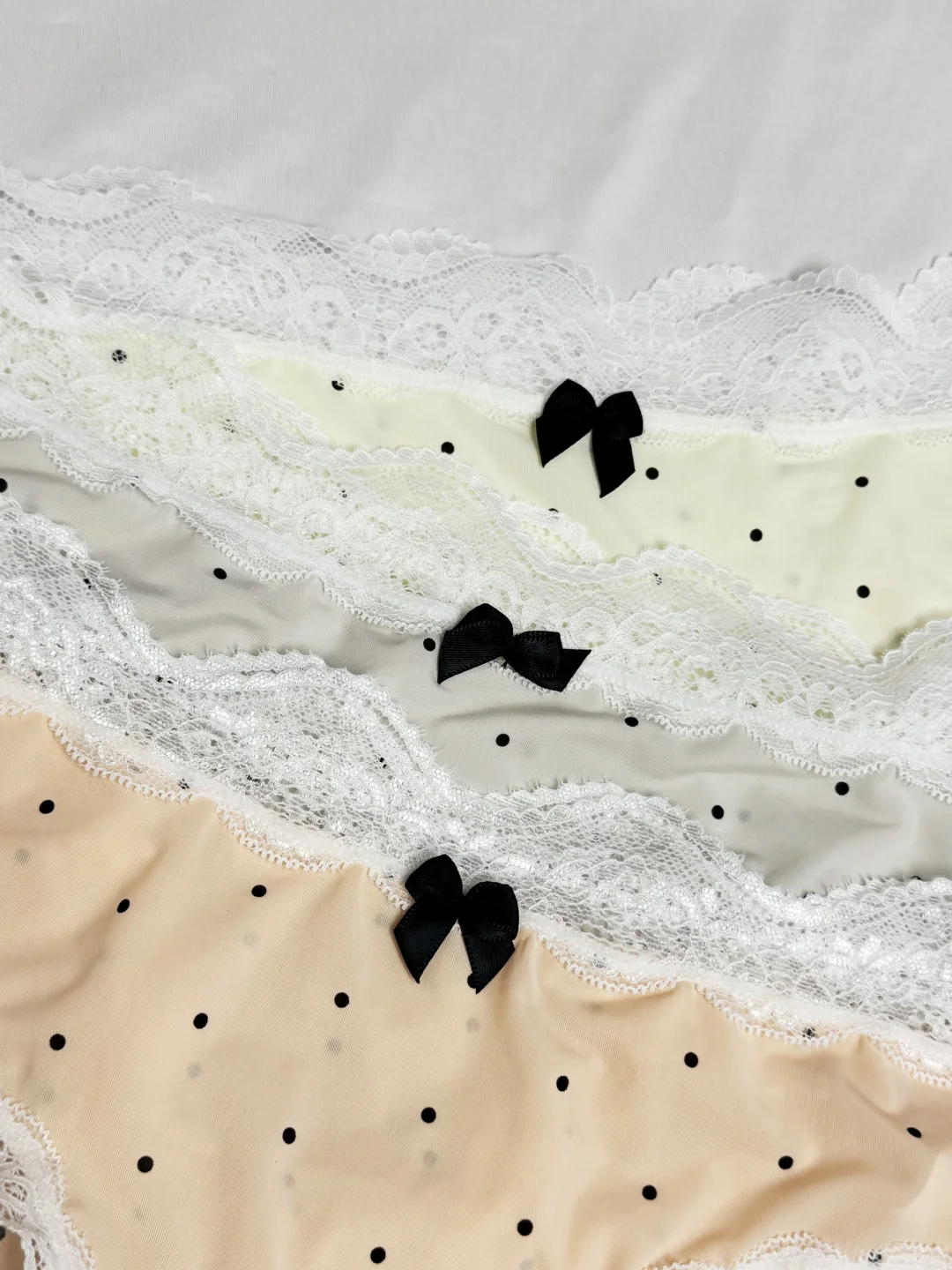 🖤｜纯欲天花板！波点蕾.丝内内太勾人了