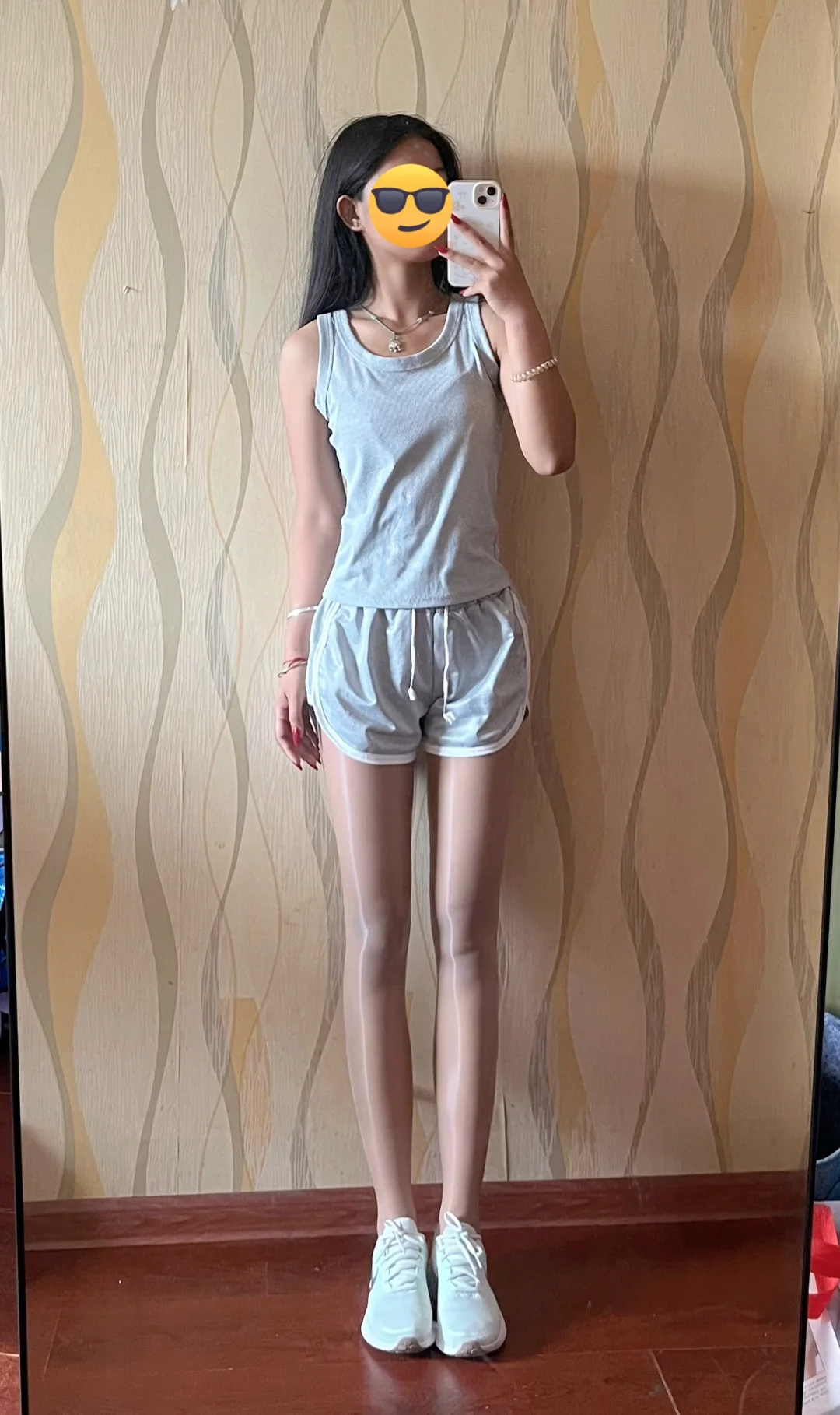 左滑～运动配丝