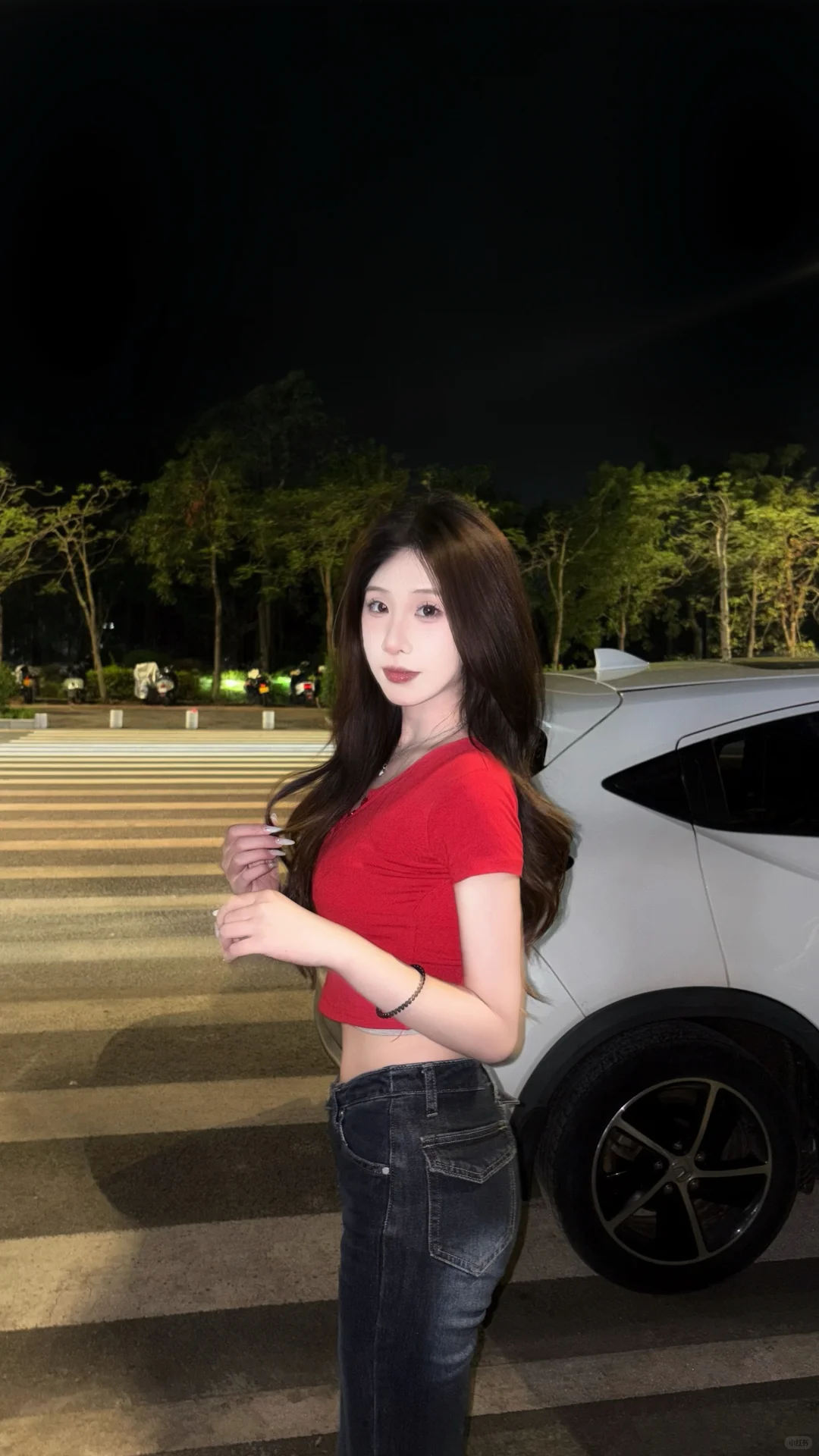 今晚的ootd是‘路人抓拍既视感’🚦