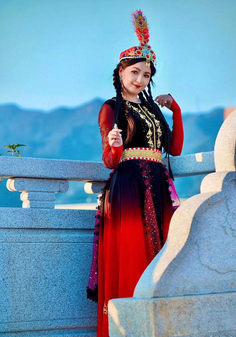 推荐广州艺人:凯丽 汉服 试衣 专职模特