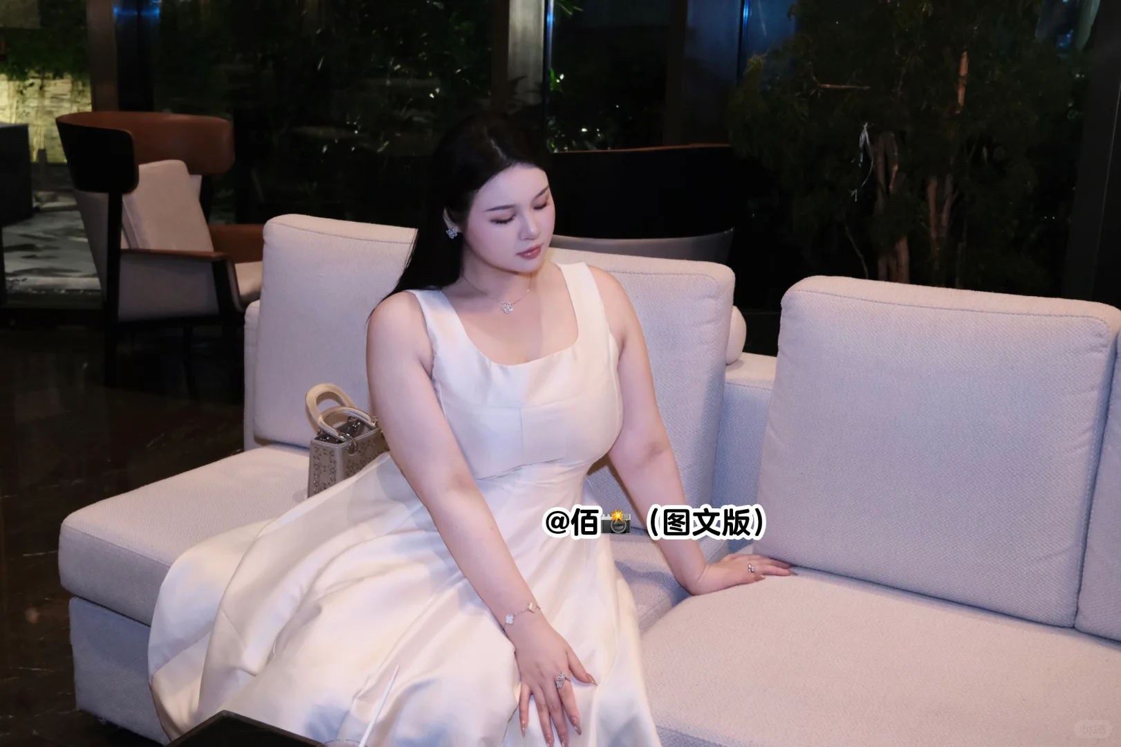 东莞陪拍|190斤肉肉女孩 照样温婉动人