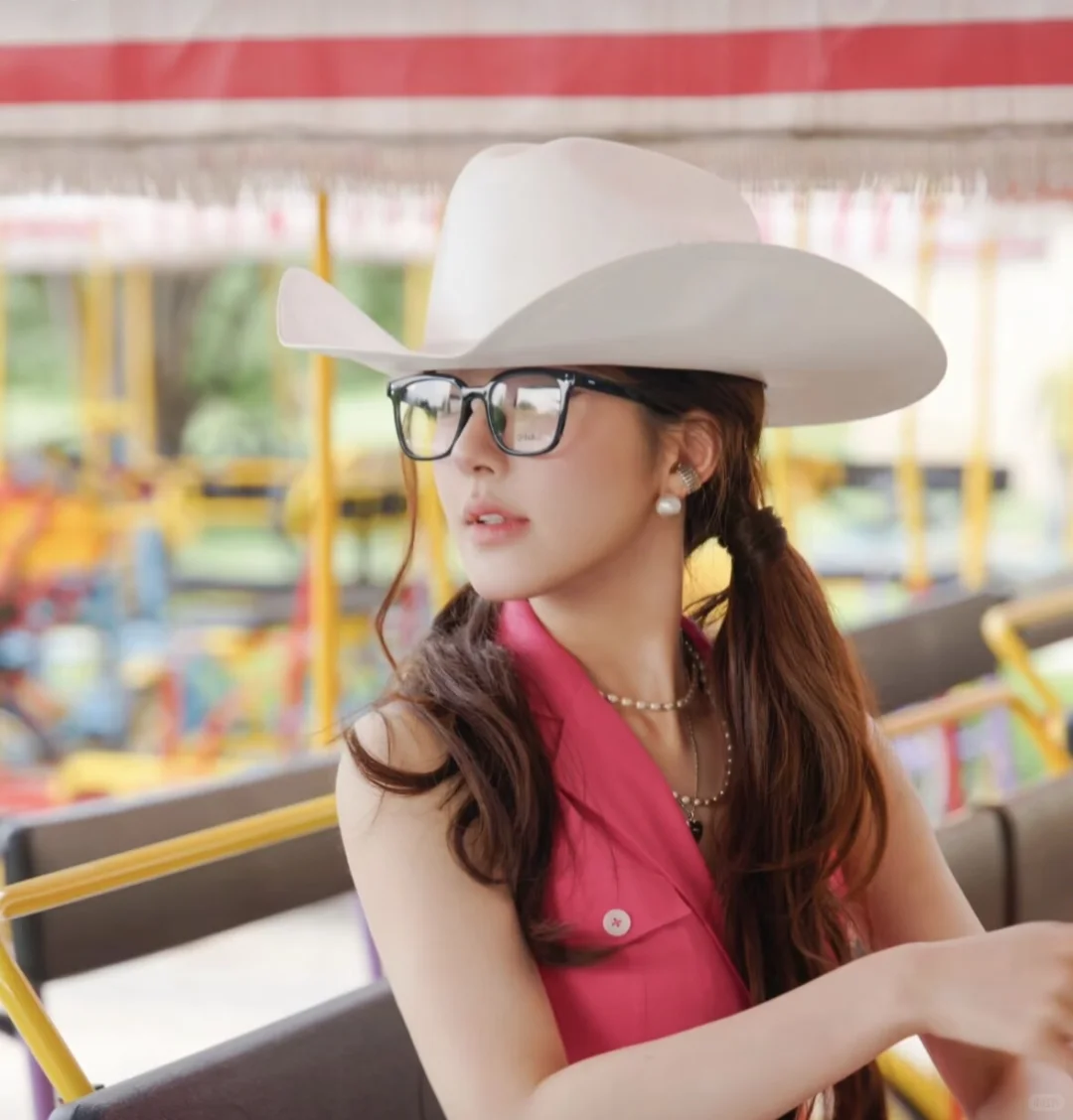 肉丝也太美了 随便一张都能用来当头像