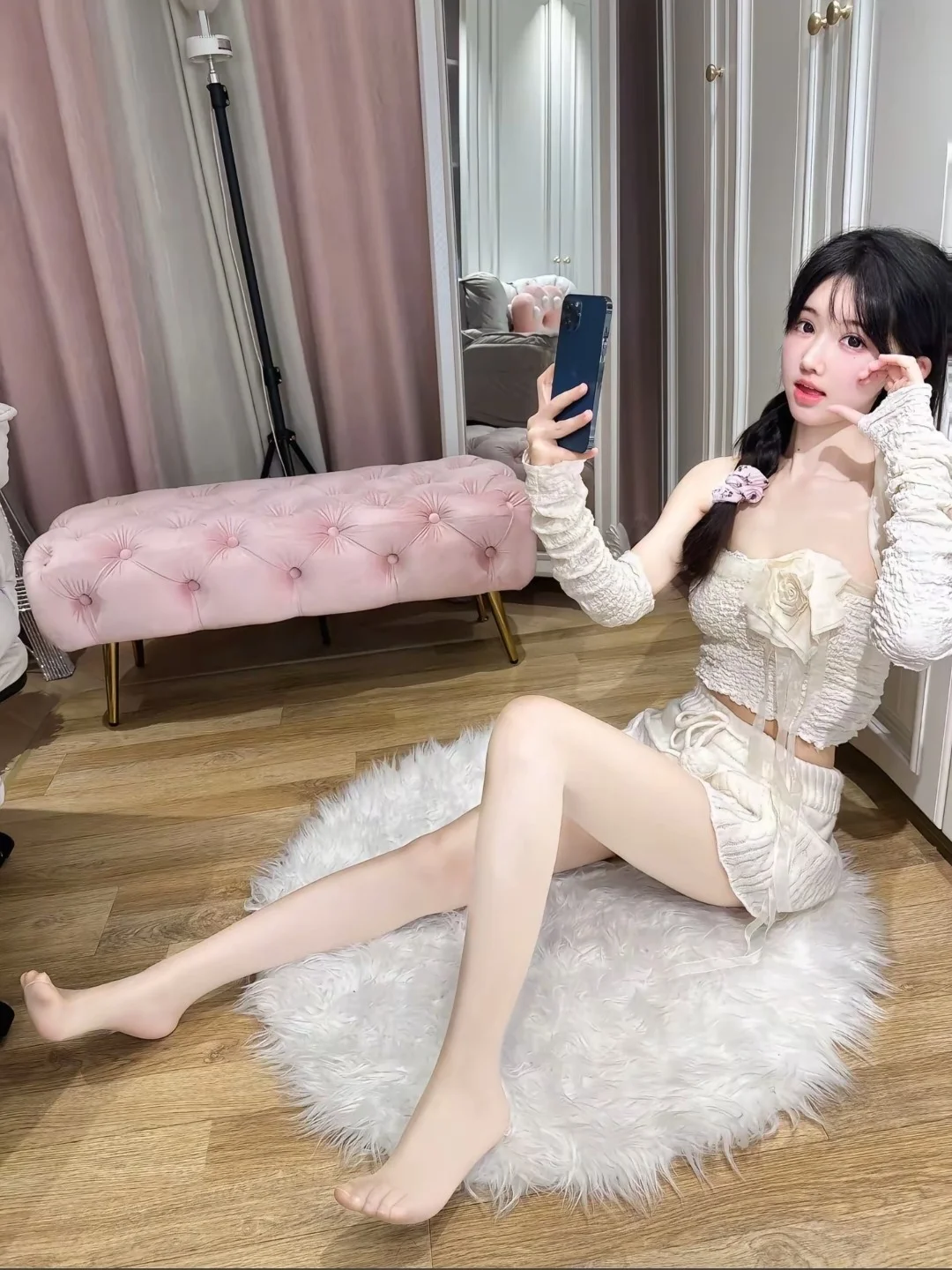 是谁的宝宝在吃小蛋糕🍰